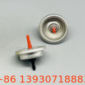 Βαλβίδα επαναπλήρωσης αναπτήρα βουτανίου σχεδιασμένη για αναπτήρες μιας χρήσης και επαναγεμιζόμενους